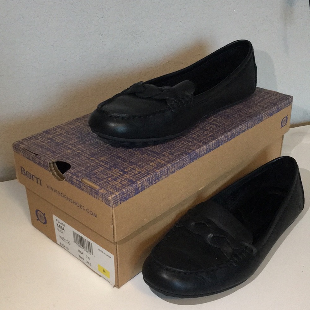 Born Womens loafers